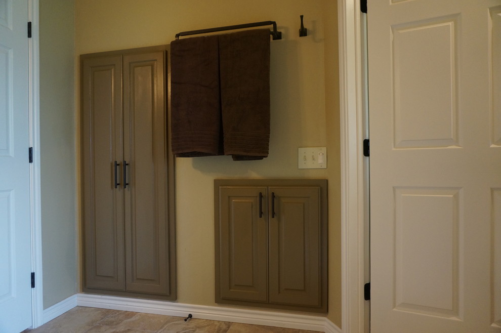 Mountain Home - Kerrville Master Bath
