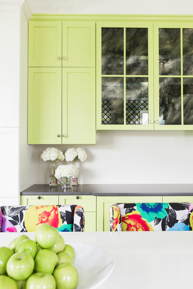 Kitchen - contemporary kitchen idea in Nashville