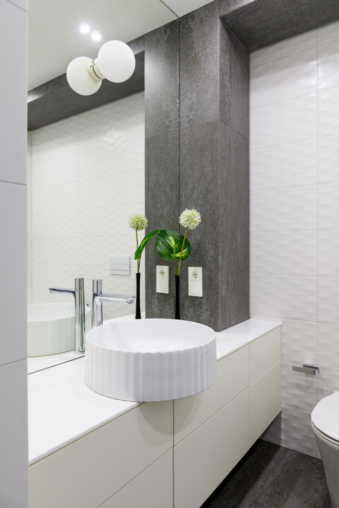 Стильная черно-белая квартира в Новосибирске