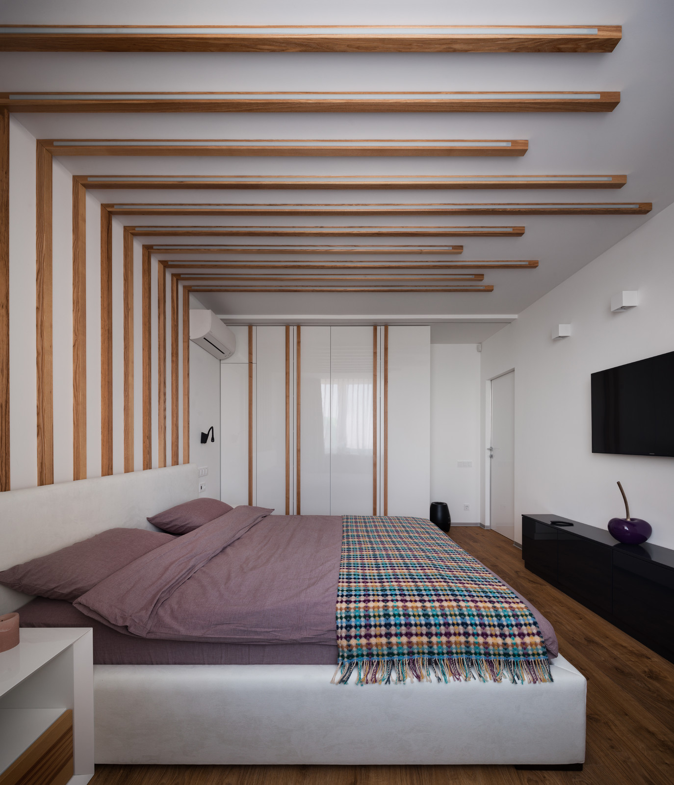 Город вверх ногами