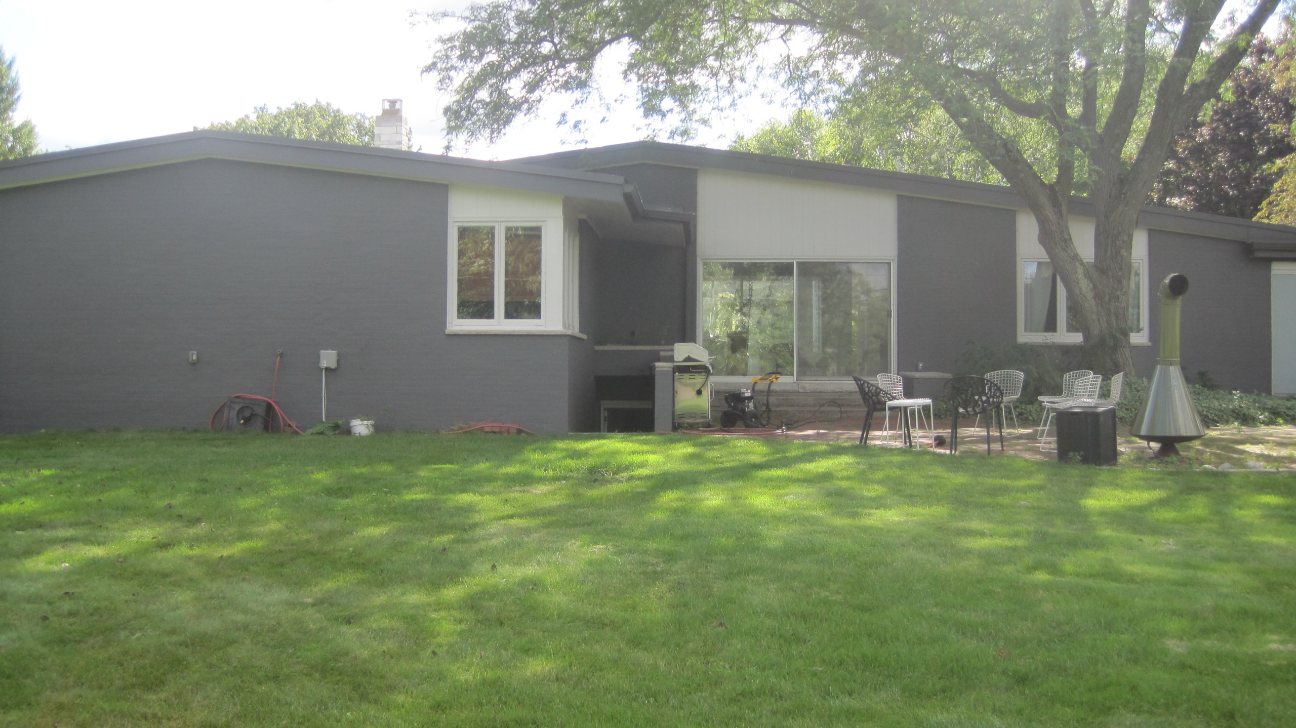 Mid-Century Ranch Backyard Patio Landscape - Fox Point, WI