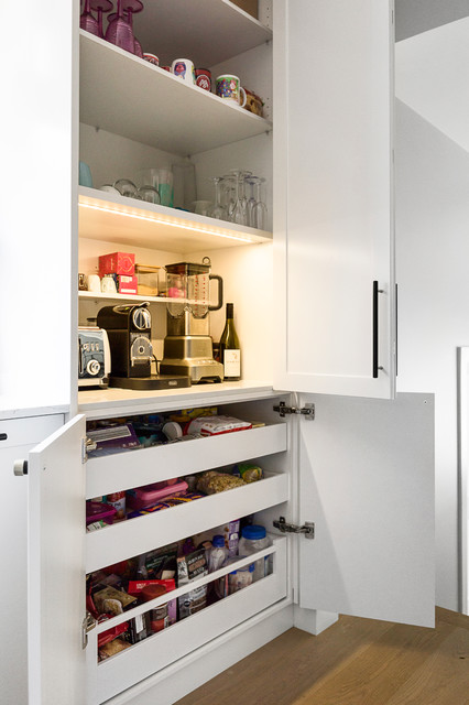 Modern Appliance Pantry maritim-koek