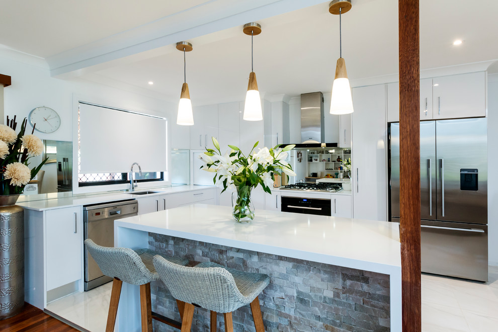 Broadbeach Residence - Contemporary - Kitchen - Gold Coast ...