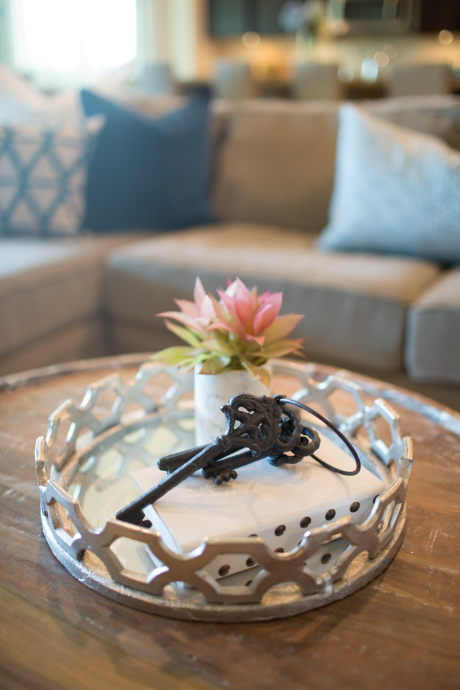Inspiration for a transitional home design remodel in Phoenix