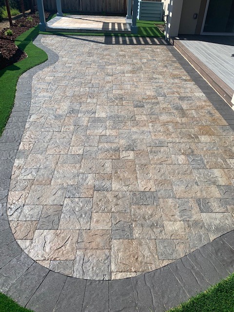 Trellis & Pavers