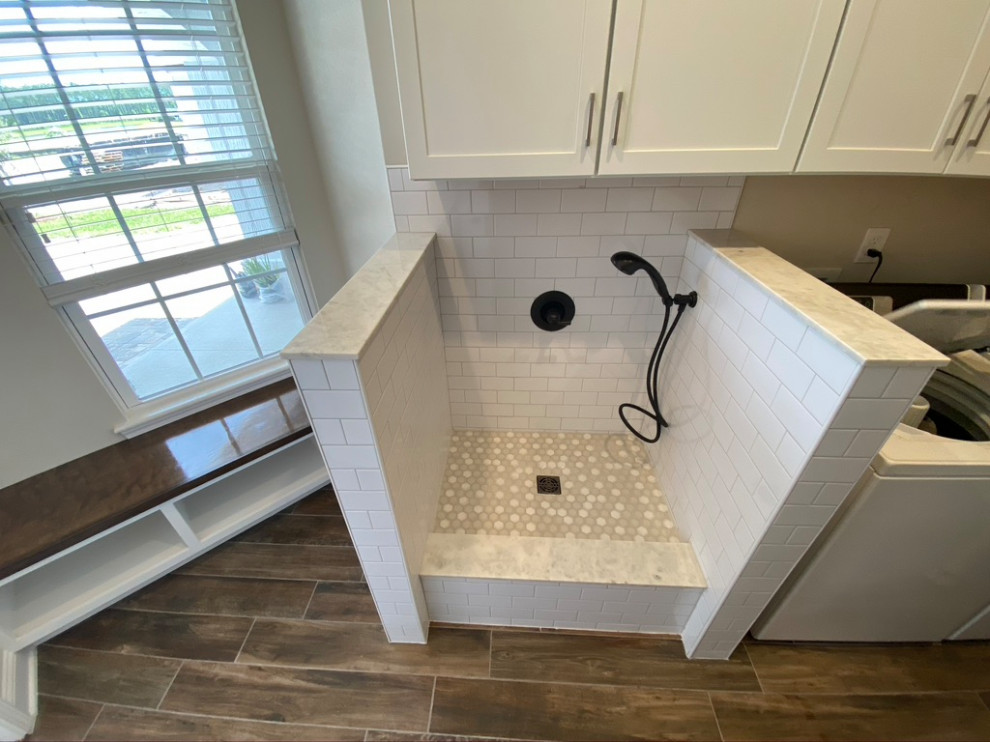 This is an example of a beach style laundry room in Jacksonville.