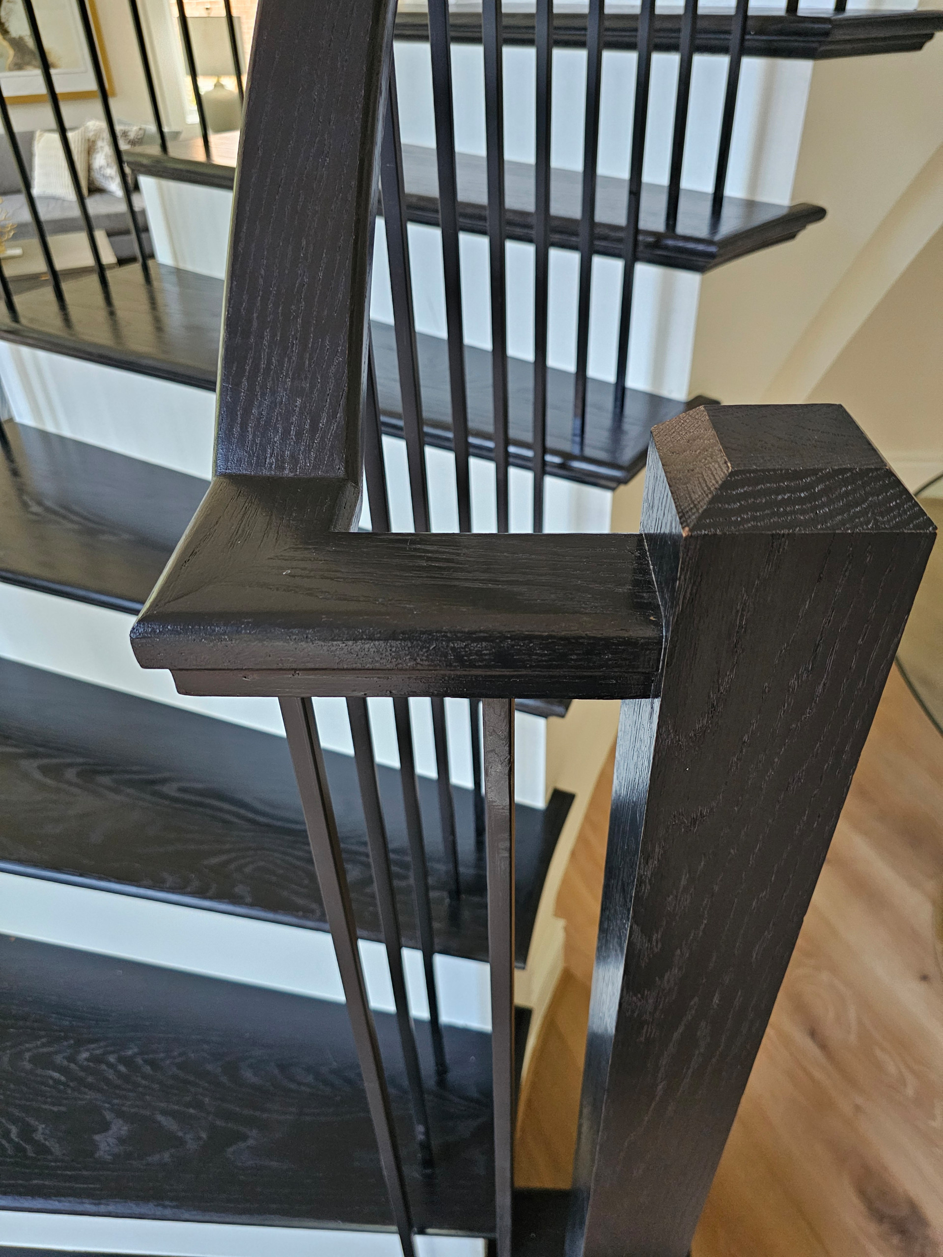 Elegant Curve Elevates Modern Design, Mclean, VA 22101