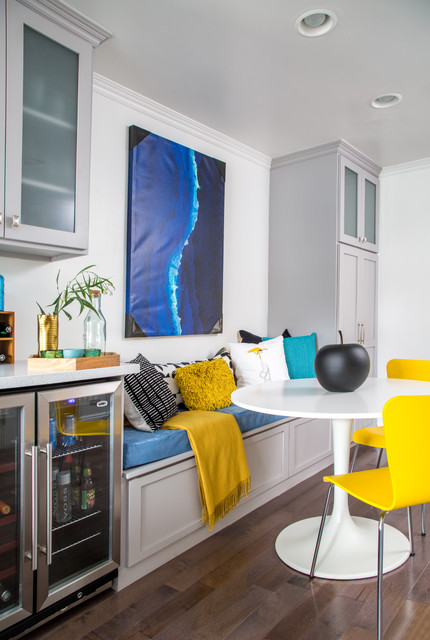 Transitional Colorful Kitchen moderne-cuisine