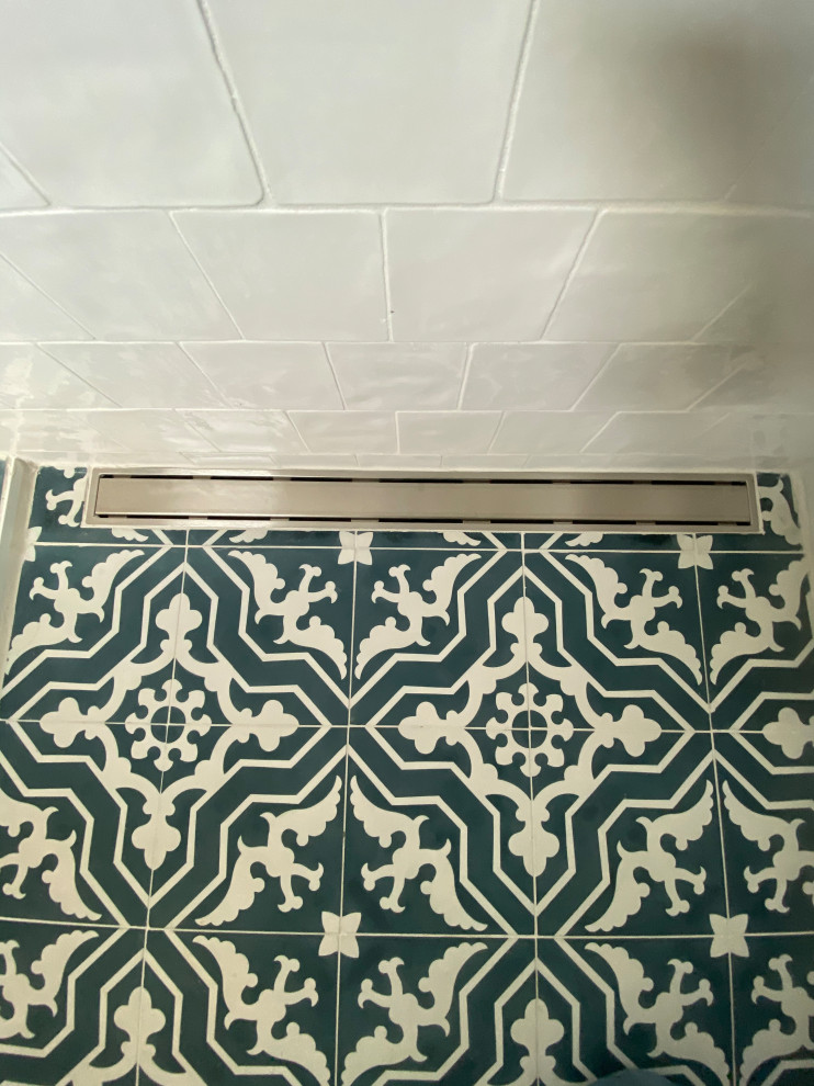 Lara’s Bathroom