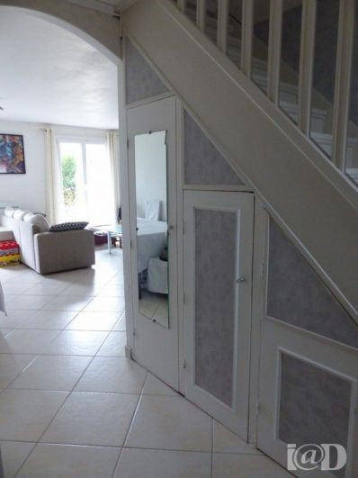 Conception d'un placard sous escalier sur mesure