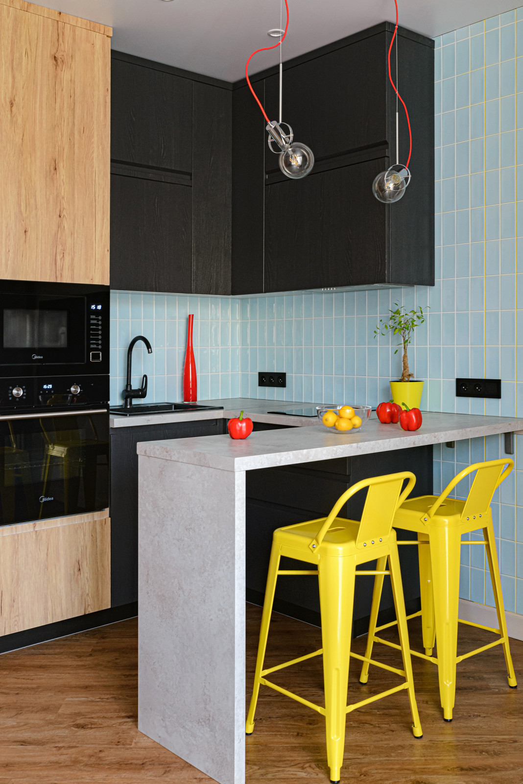 Яркая квартира-студия