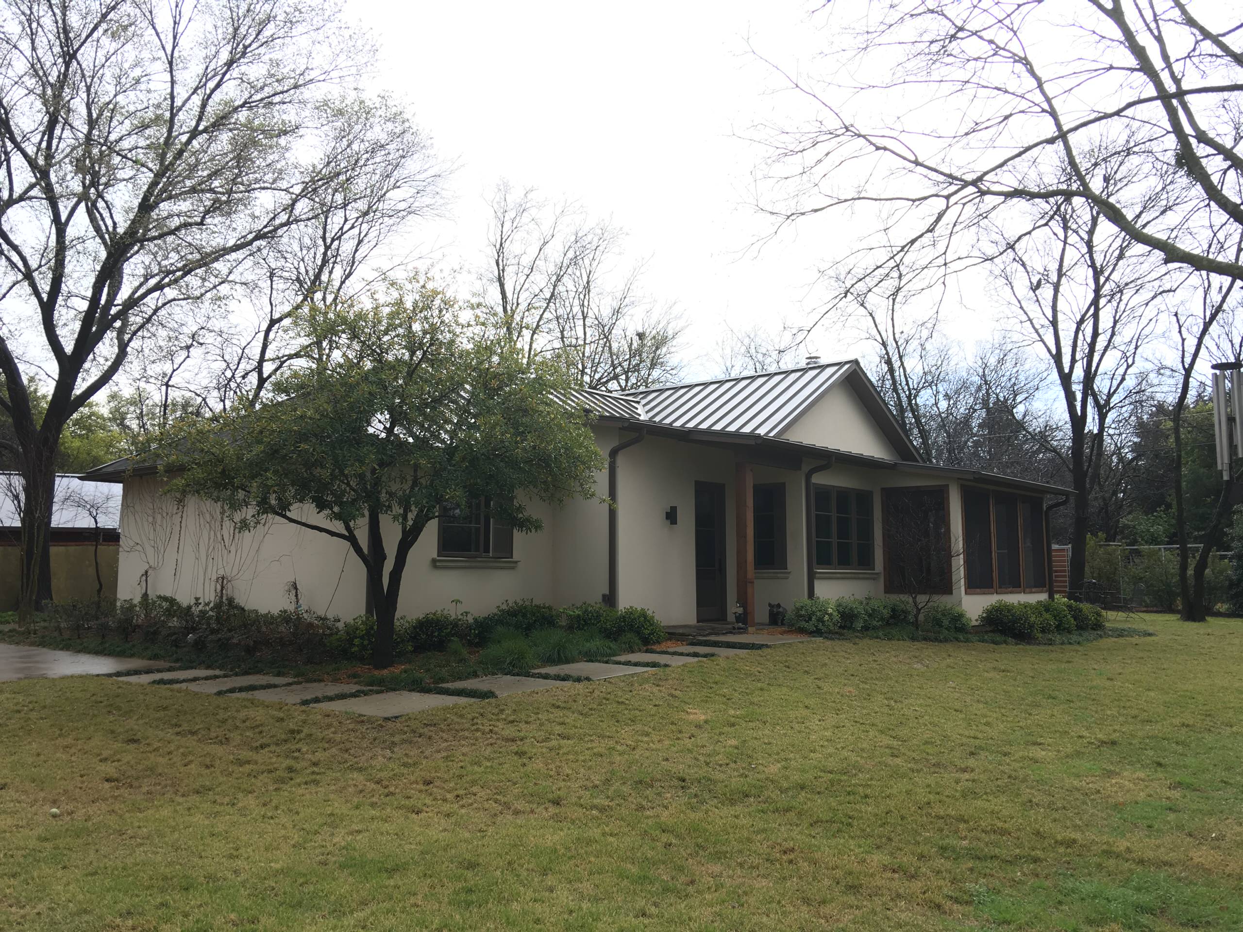 Lake House and Cottage