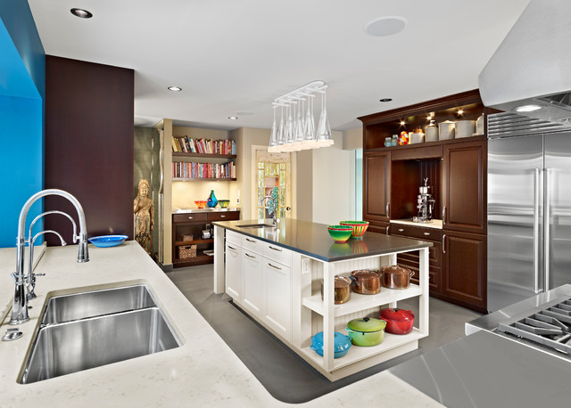 Transitional transitional-kitchen