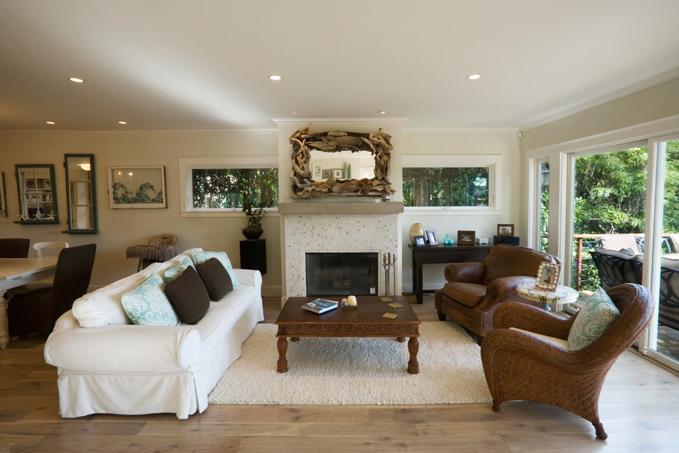 Inspiration for a beach style living room in Santa Barbara.