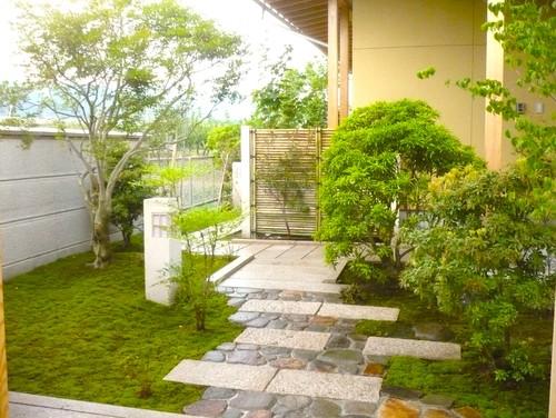 さわやかな緑を楽しむ和風の庭 日本庭園30選 Houzz ハウズ