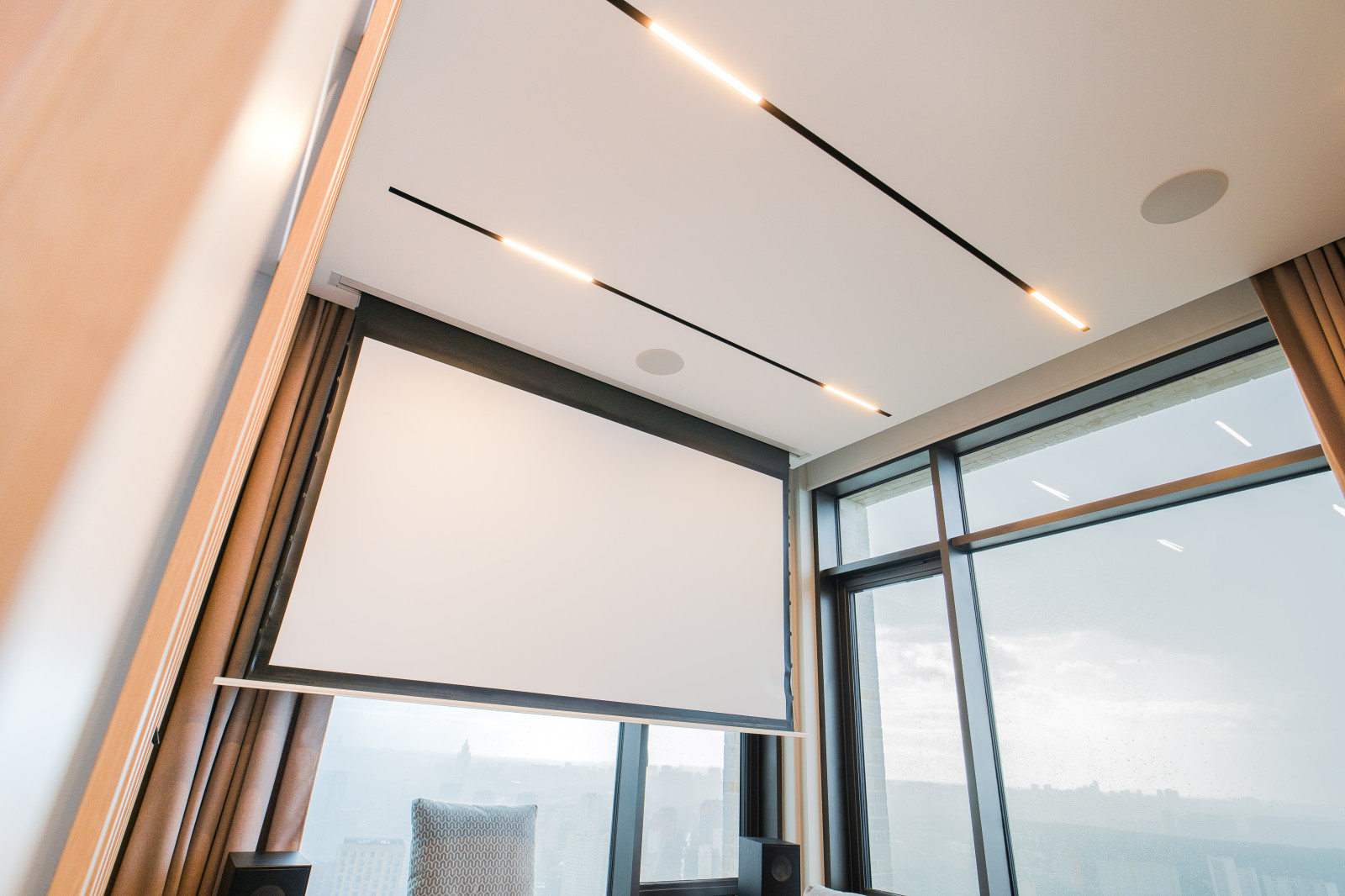 Умная квартира для компании MOIO