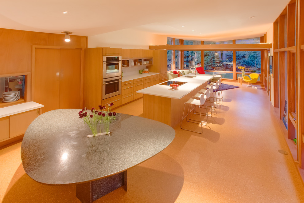 Inspiration for a midcentury kitchen in Milwaukee.