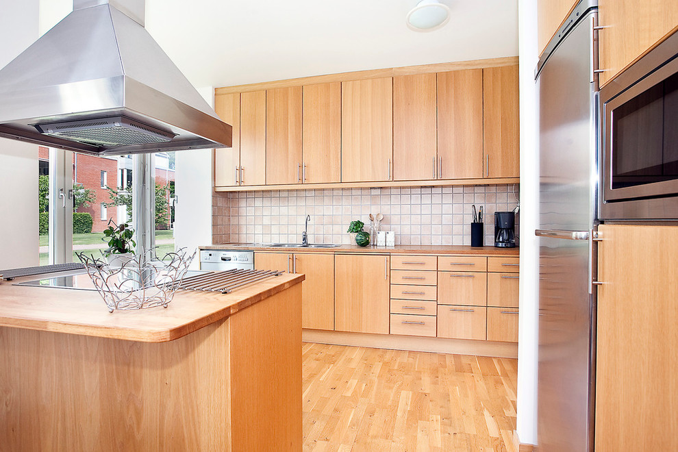 This is an example of a scandinavian kitchen in Malmo.