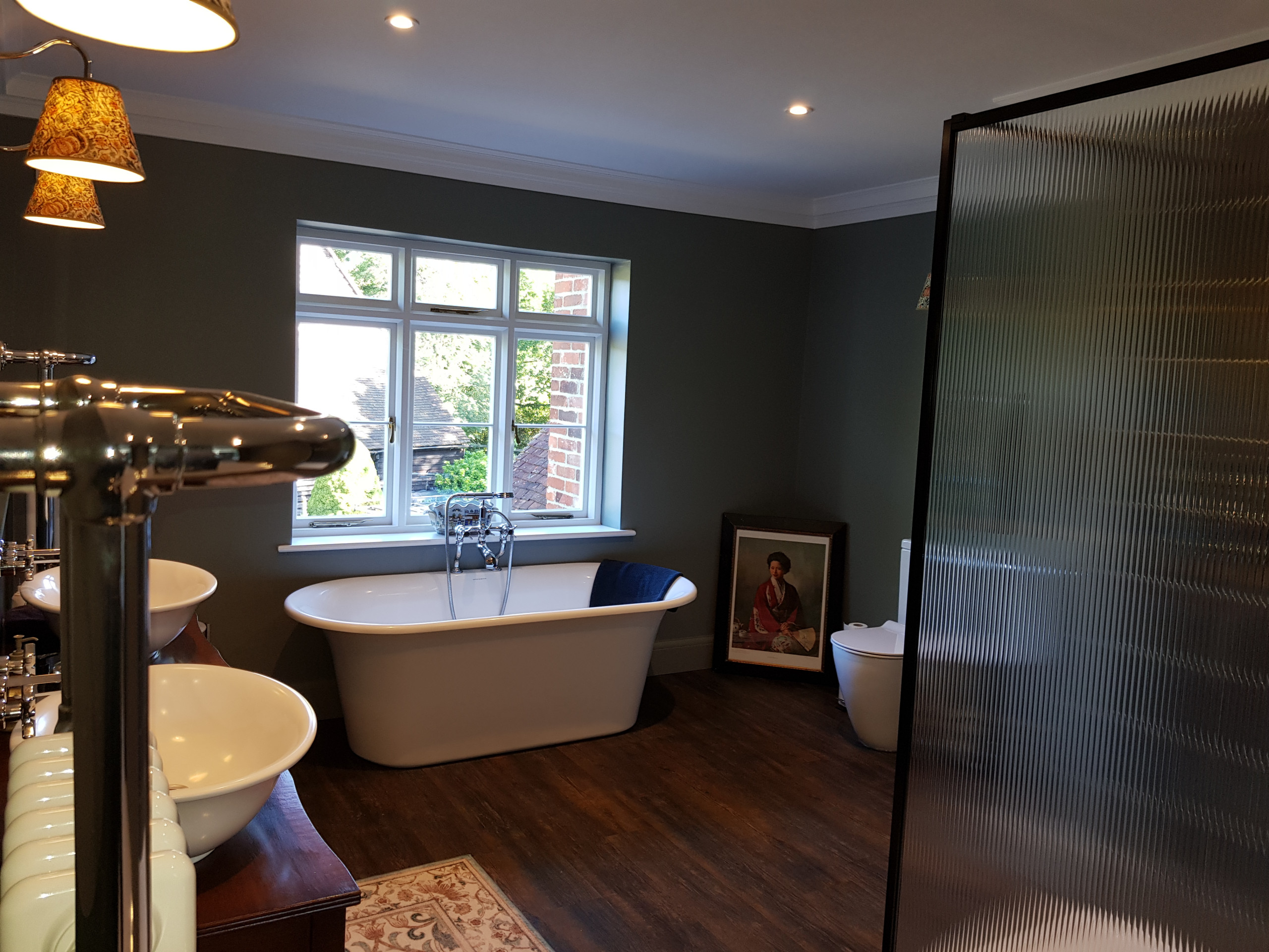 New En suite bathrooms