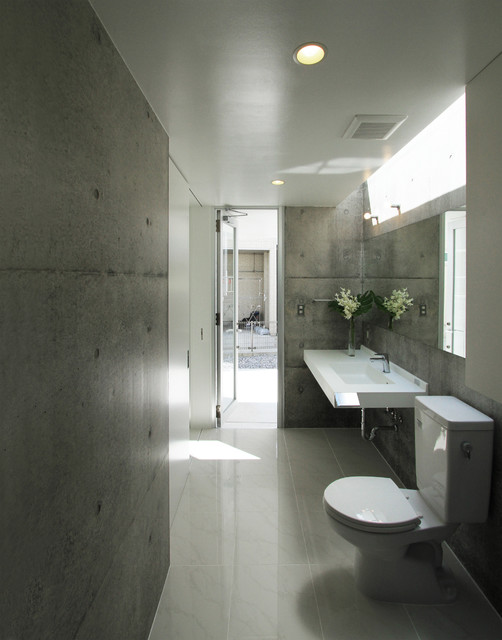 南上原の家 modern-bathroom