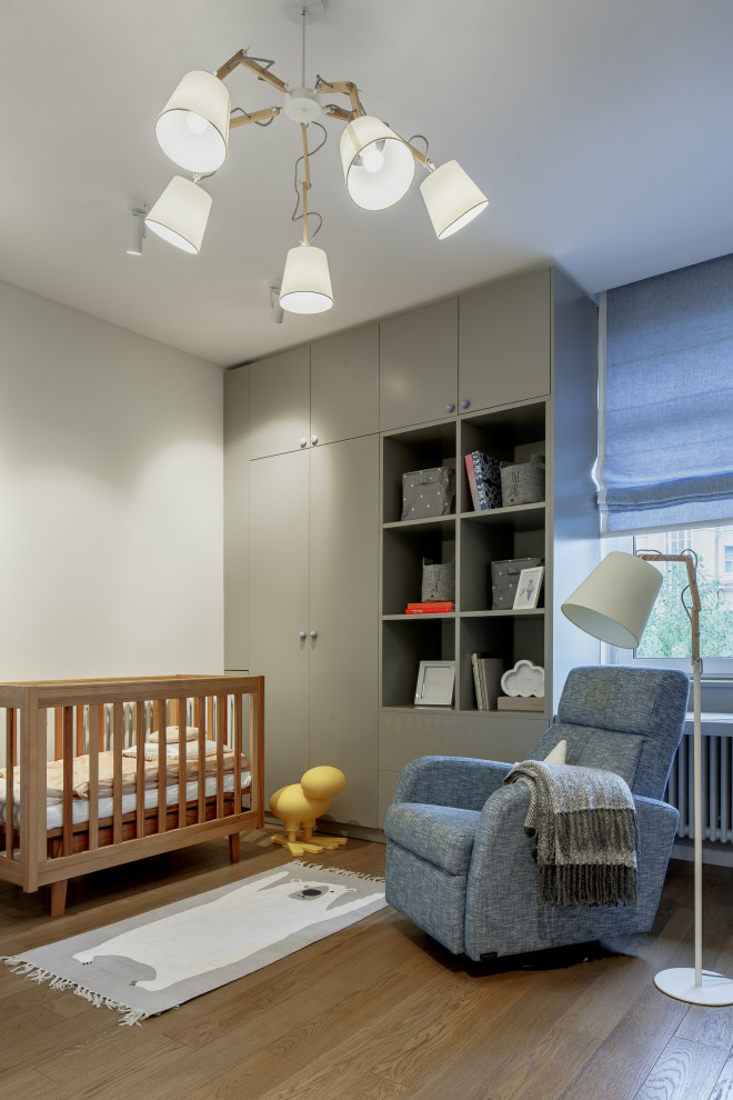 Трехкомнатная квартира в центре Петербурга