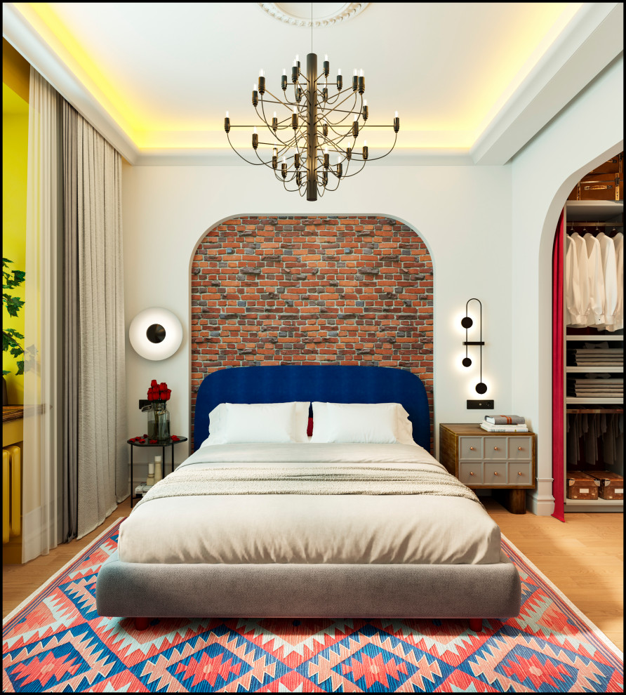 Спальня с гардеробной комнатой в старом фонде