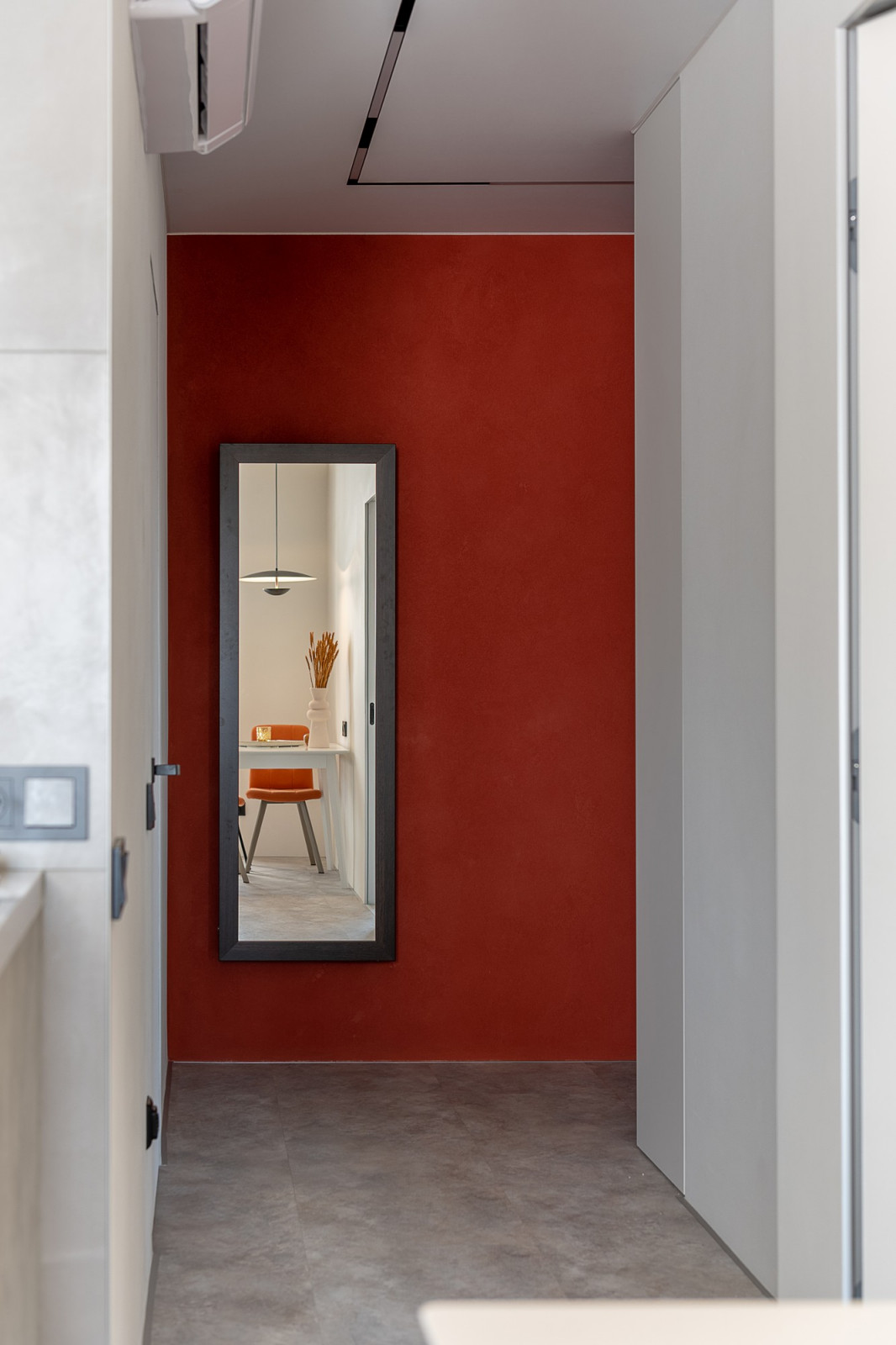 Реализация проекта однокомнатной квартиры 83 серия в г. Владивосток