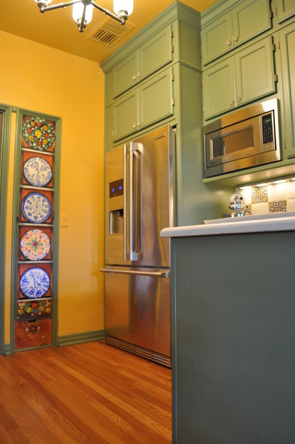 Kitchen - Painted Cactus mediterranean-kitchen