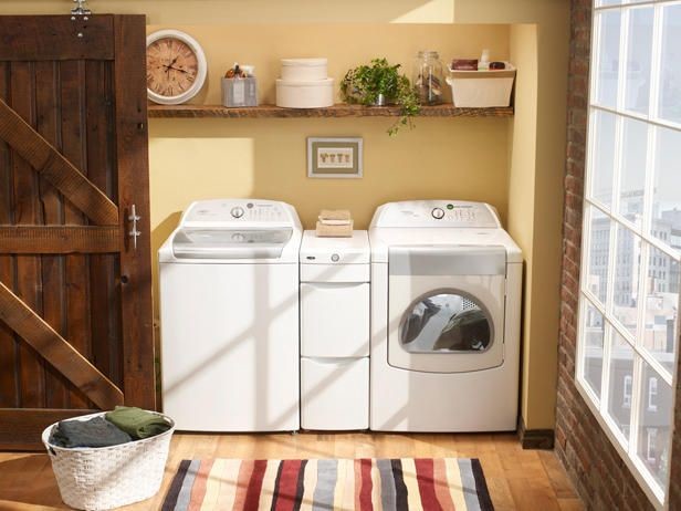 Inspiration for an industrial laundry room in Los Angeles.