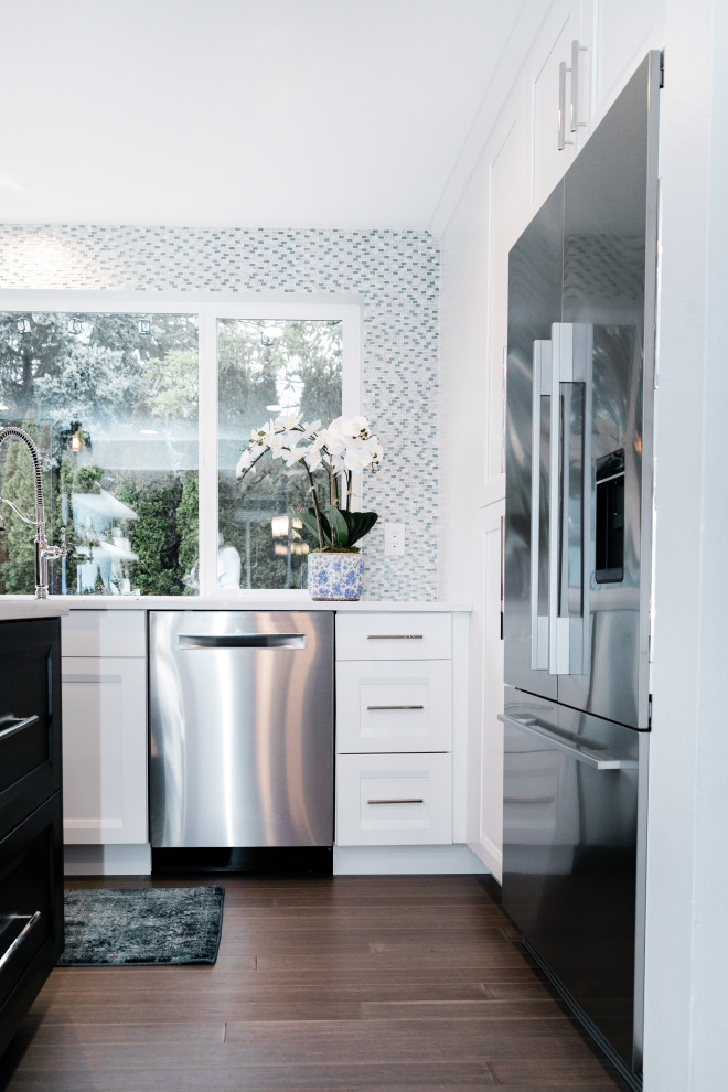 Example of a transitional kitchen design in Seattle