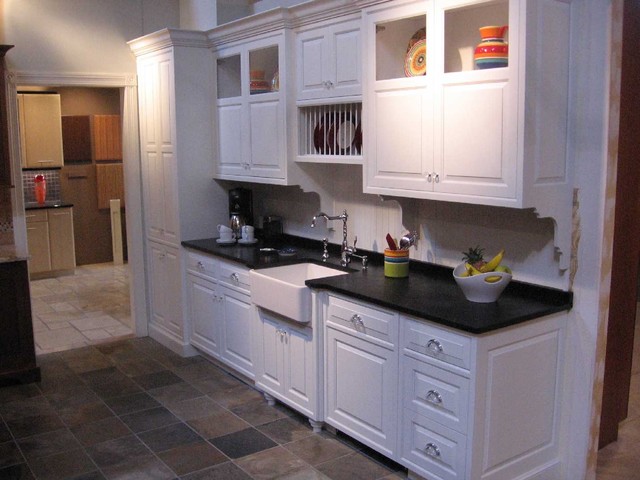 Displays kitchen