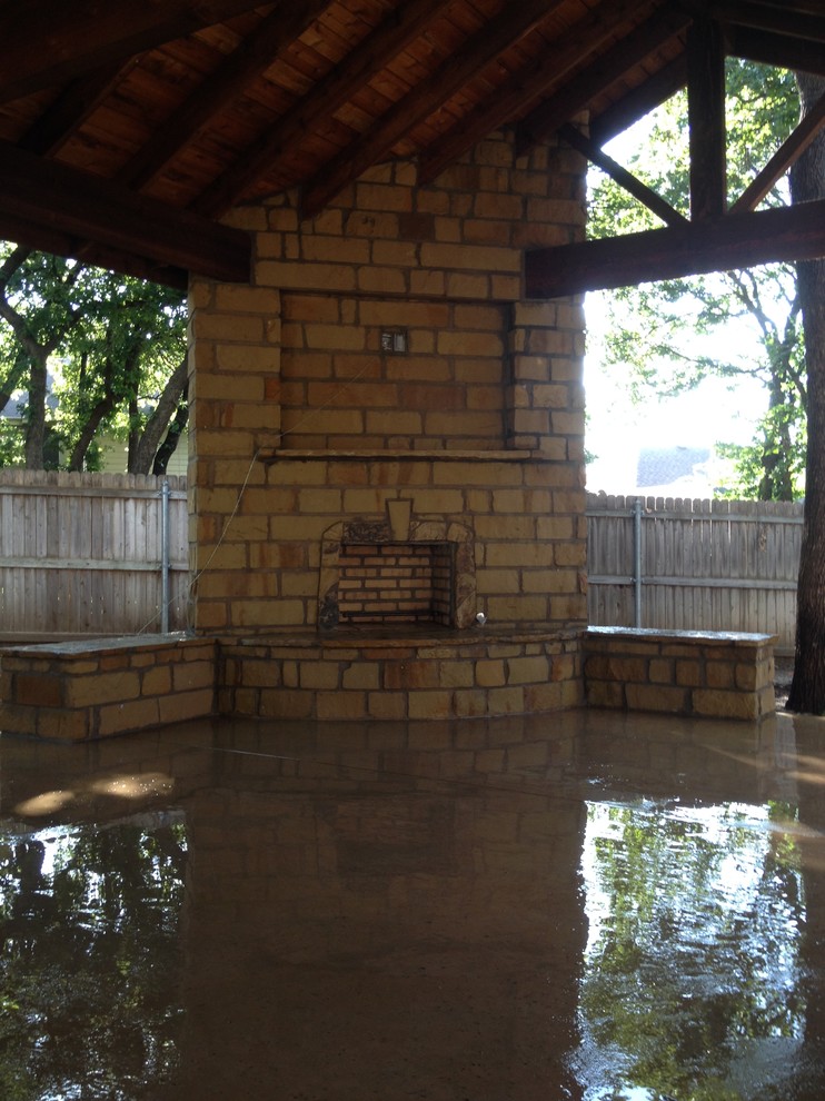 Inspiration for a timeless home design remodel in Dallas