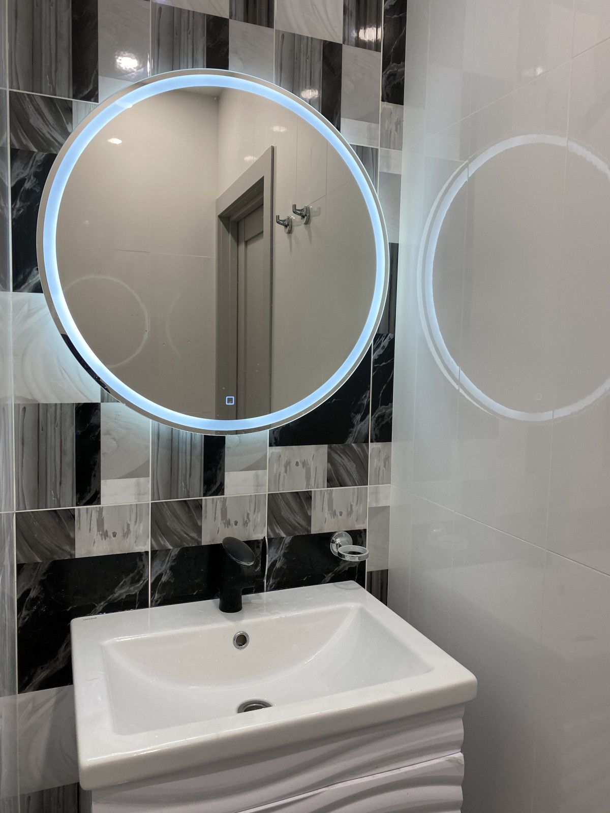 Дизайнерский ремонт салона красоты