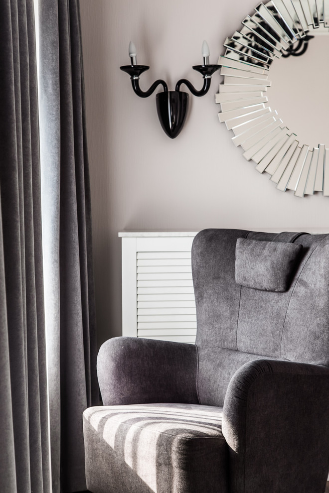 Дом в спальном районе