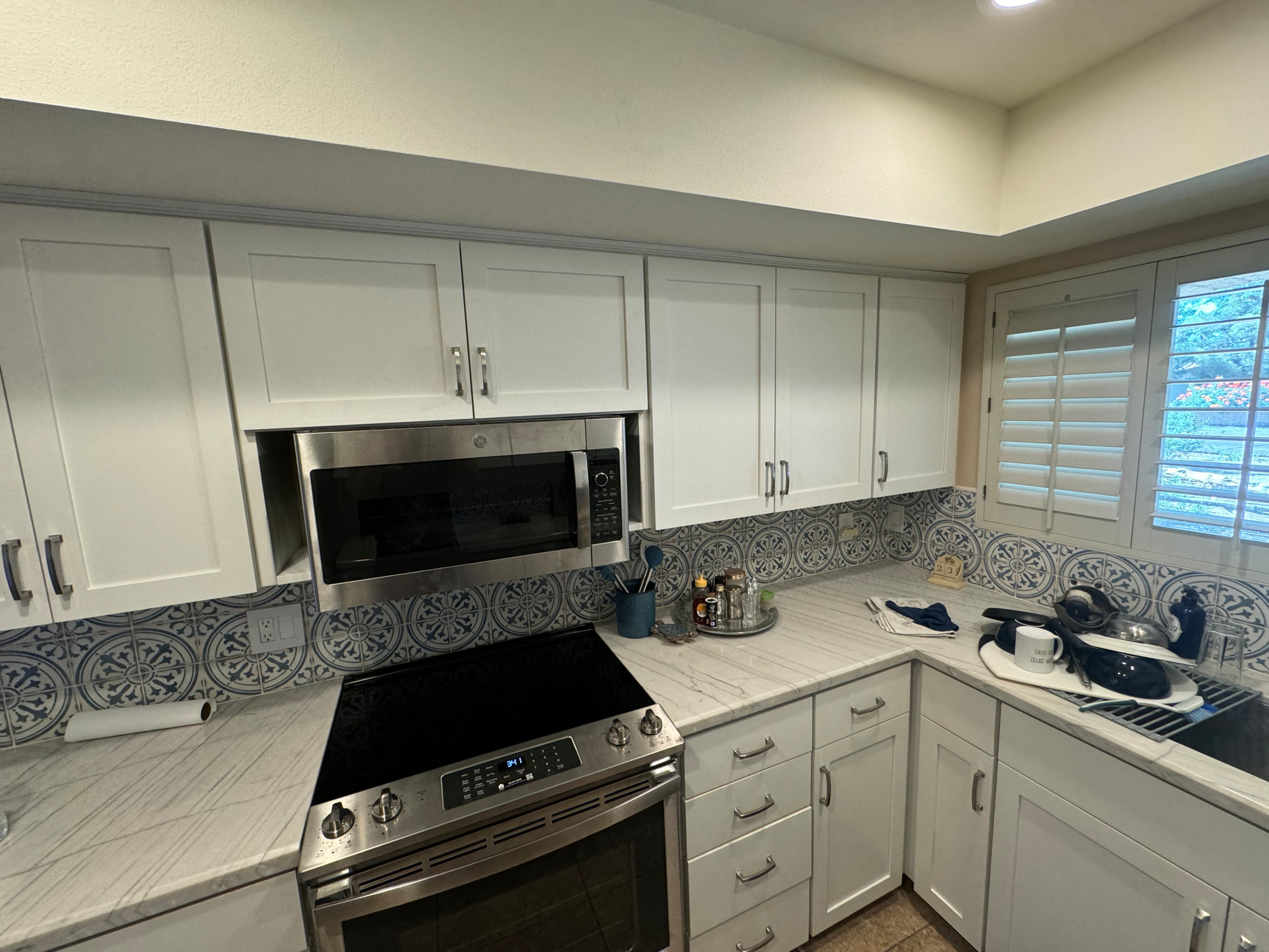 White Kitchen Reface with Custom Built In Dry Bar