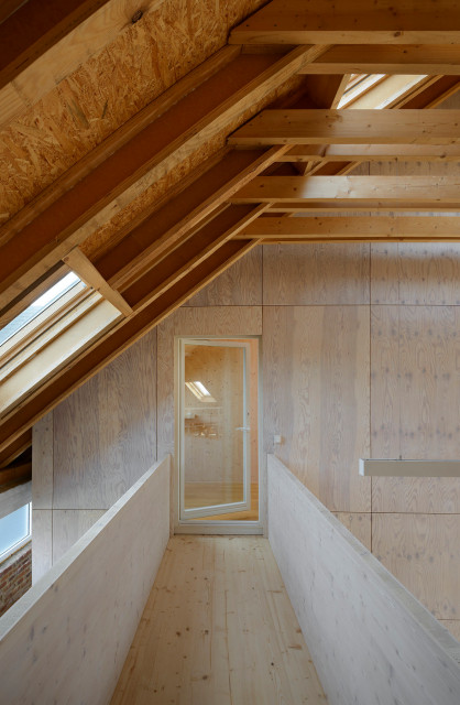 Čil&aacute; Barn hallway-and-landing