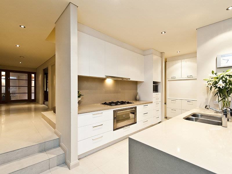 Inspiration for a contemporary kitchen in Perth.