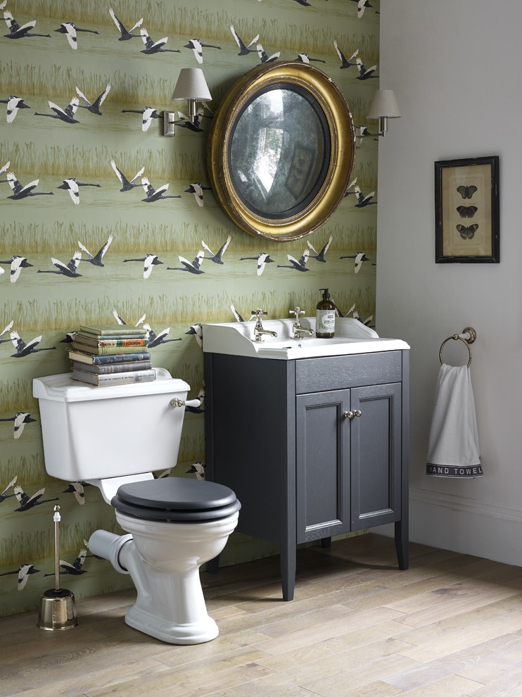 Photo of a traditional bathroom in West Midlands.