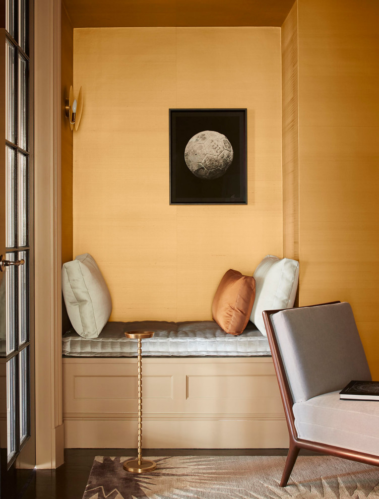 Transitional home design photo in Boston