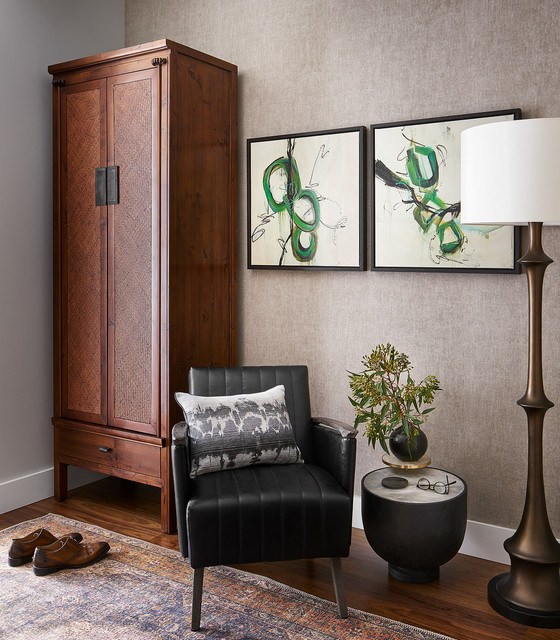 Sharp & Sophisticated West Loop Condo eclettico-corridoio