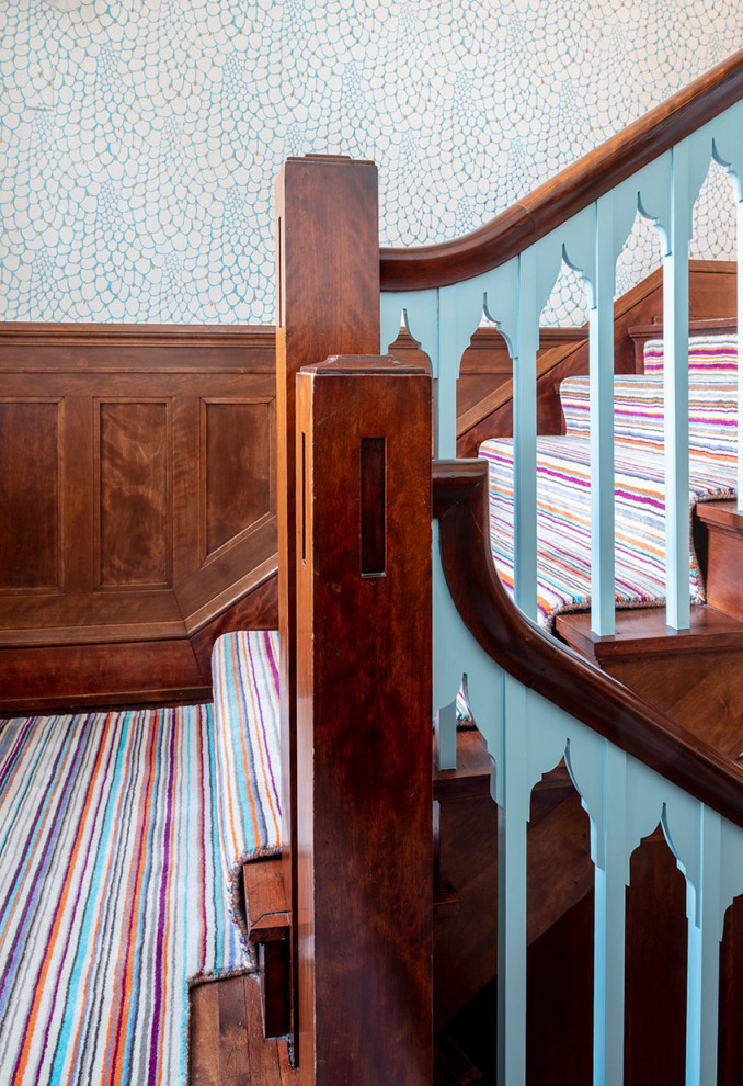 Staircase - mid-sized eclectic l-shaped staircase idea in Minneapolis