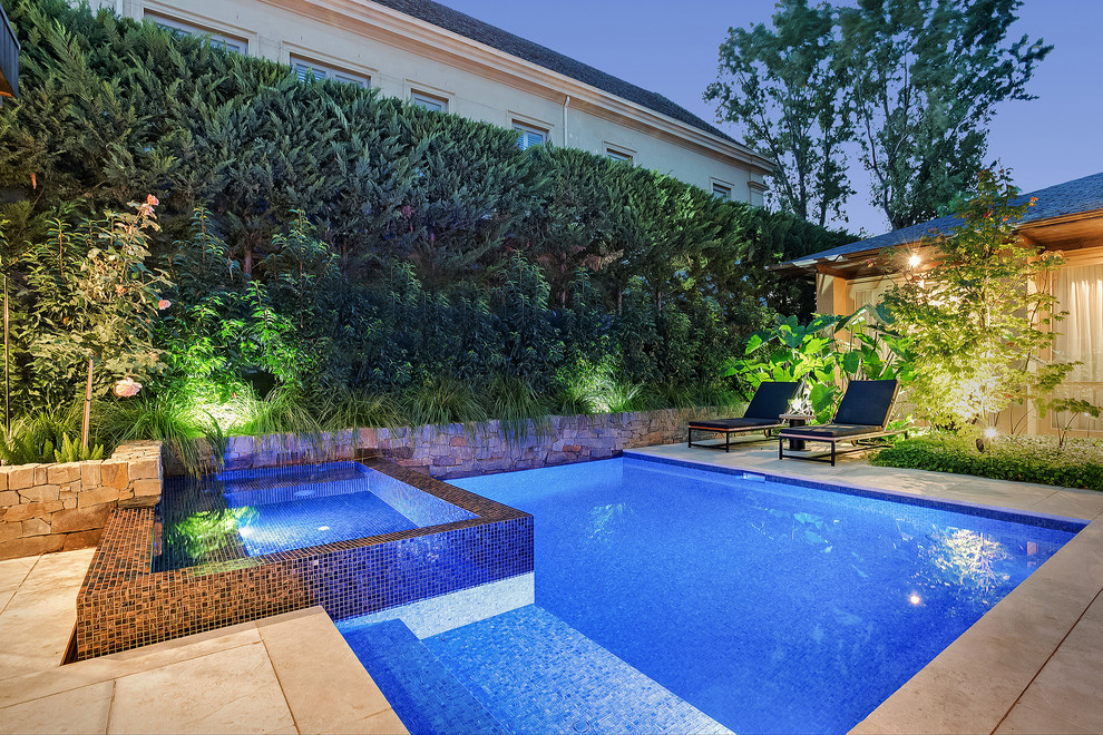 Inspiration for a contemporary pool in Melbourne.