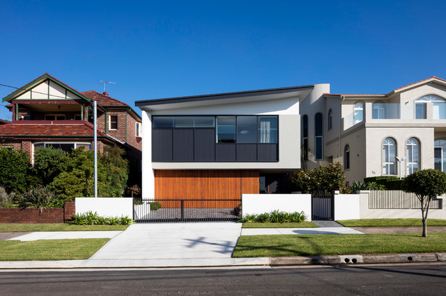 The House Next Door contemporary-fasad