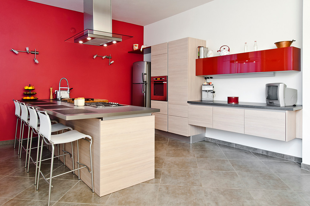 Inspiration for a contemporary kitchen in Turin.