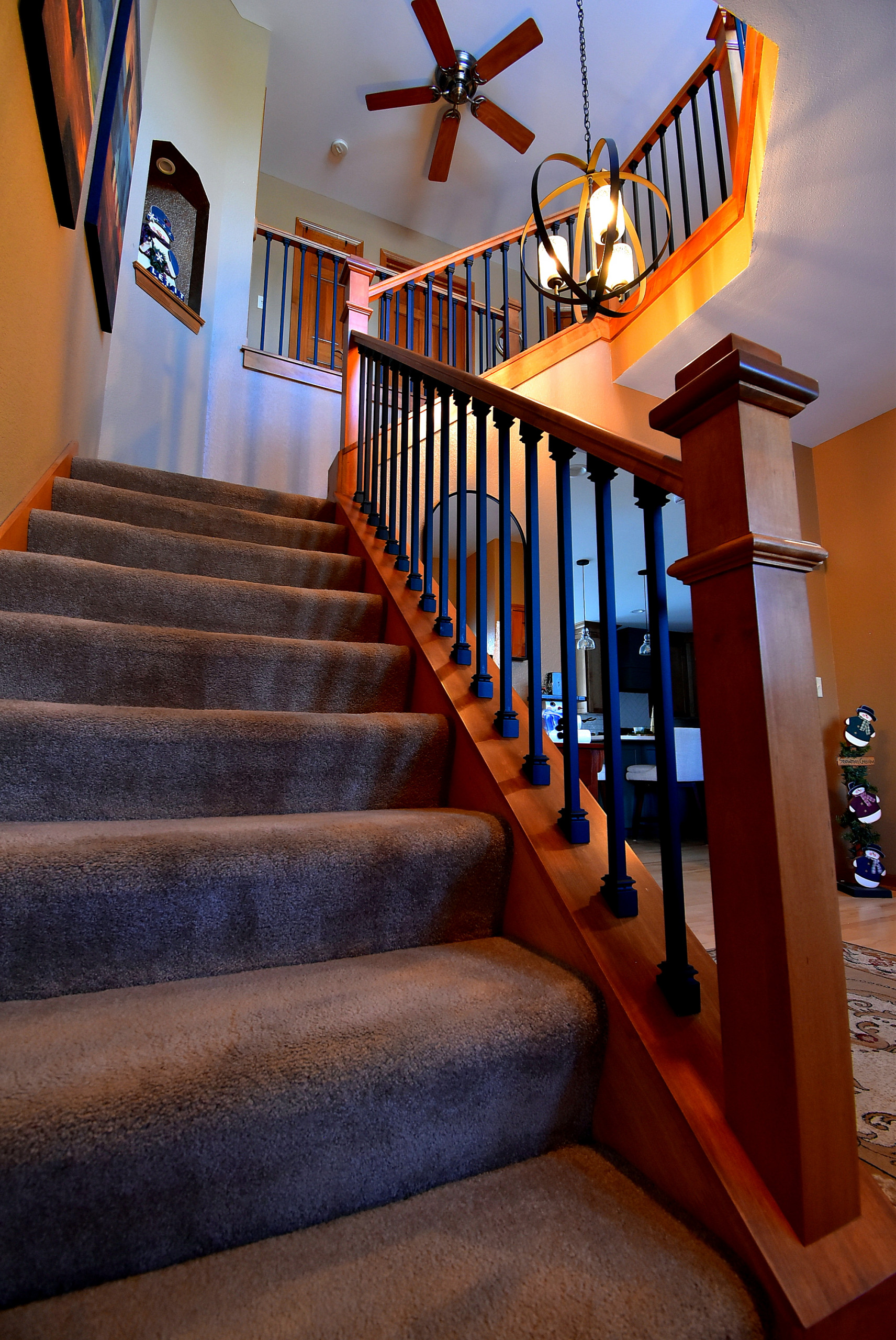 New Berlin Residence - Updated Handrail