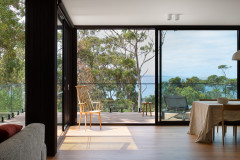 Houzz Tour: A Holiday Home Among the Trees With Views of the Sea