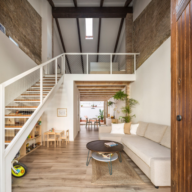 Casa Cabanyal. Reforma integral medelhavsstil-vardagsrum