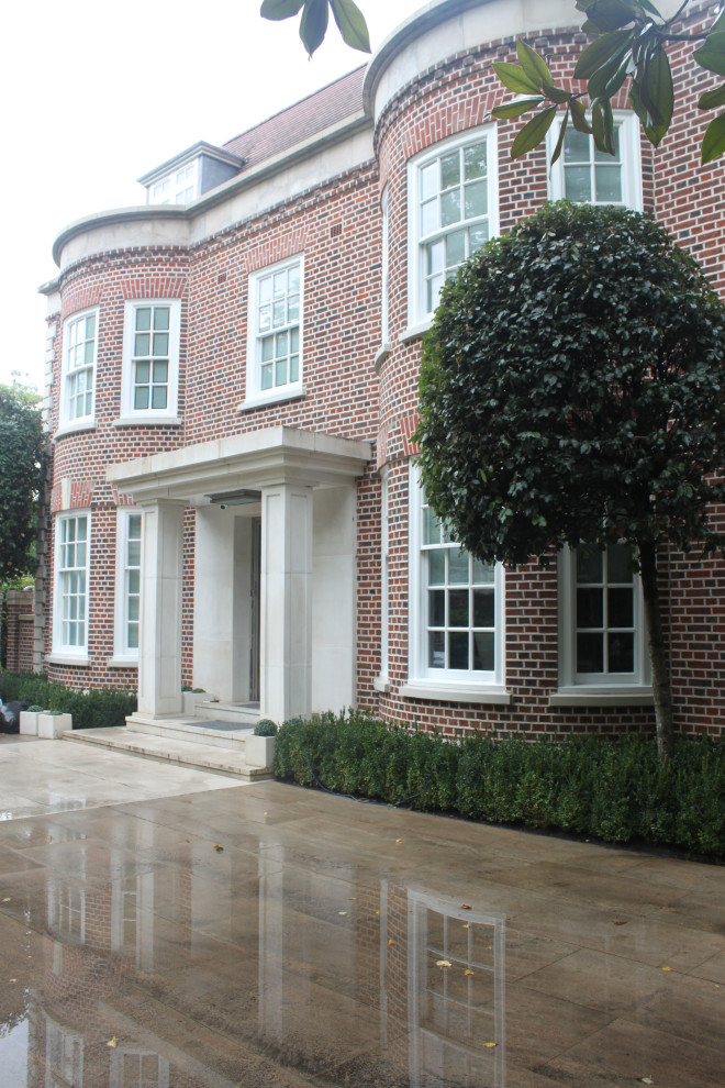 8 Bedroom House