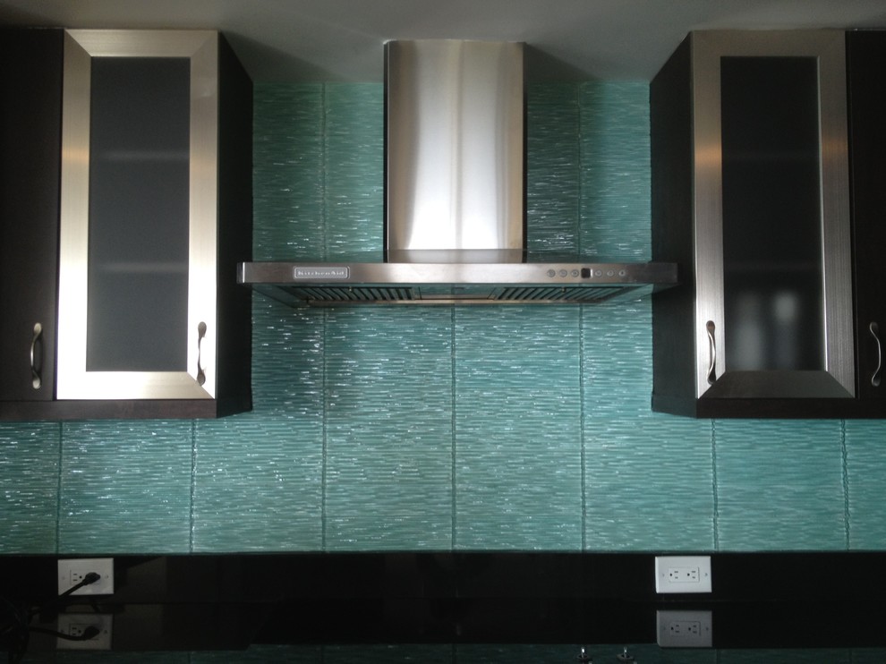 Kitchen - modern kitchen idea