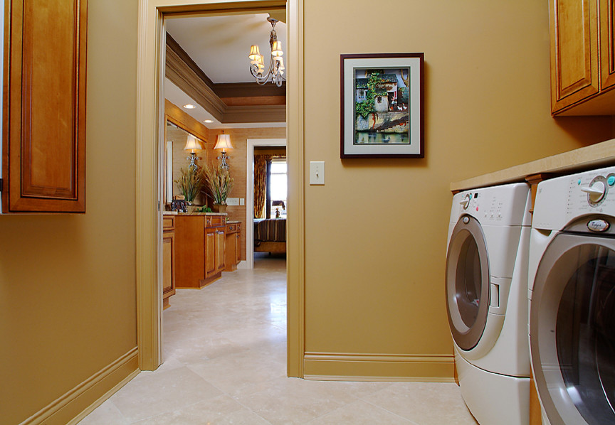 Example of a transitional laundry room design in Cincinnati
